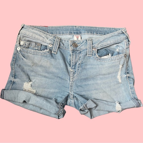 Shorts - Picture 1 of 2